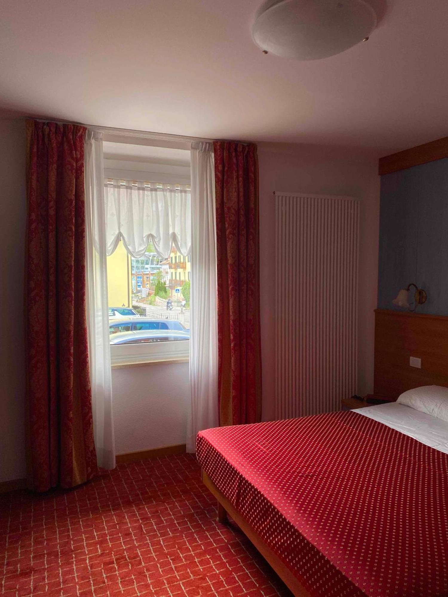 Hotel Londra Slow Living モルヴェーノ エクステリア 写真