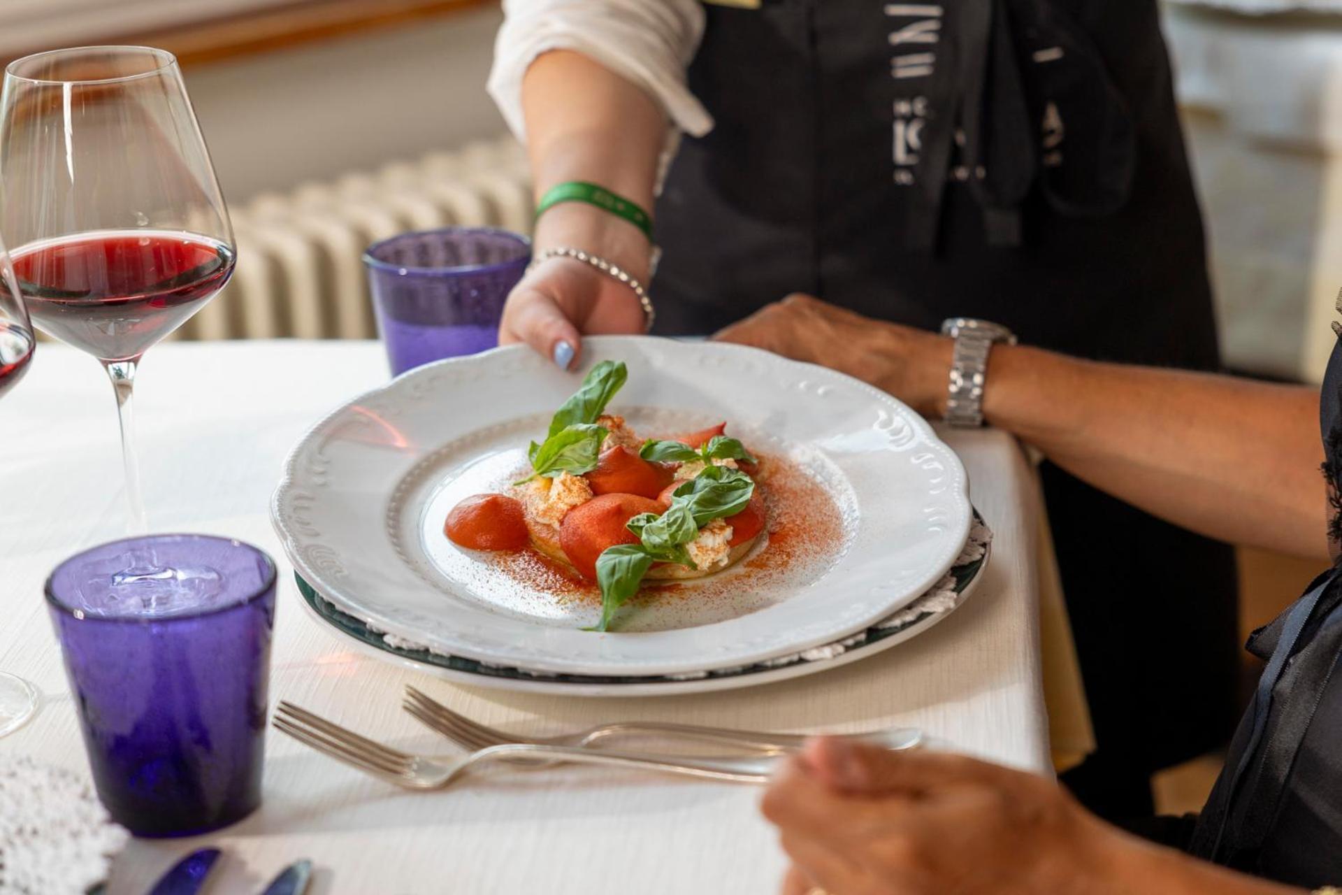 Hotel Londra Slow Living モルヴェーノ エクステリア 写真